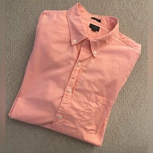 J Crew Men’s Button Up Dress Shirt.